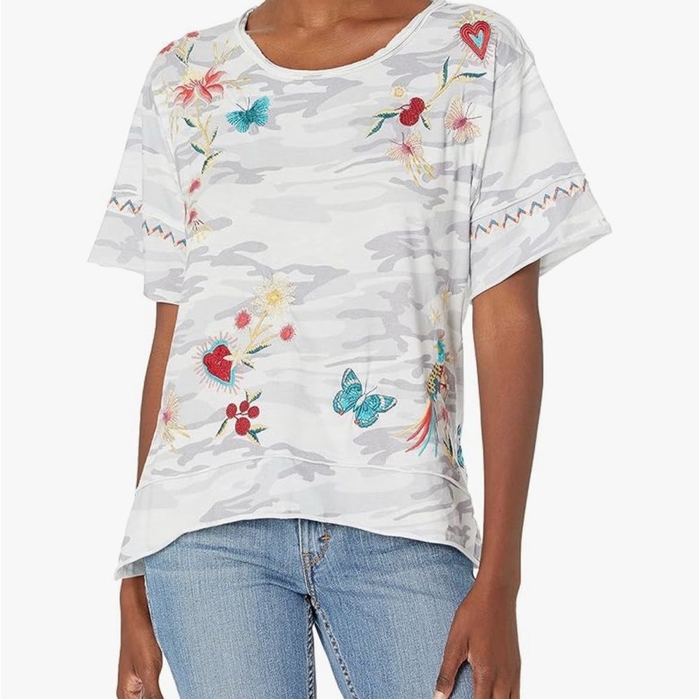 Johnny Was White Floral Embroidered Tee